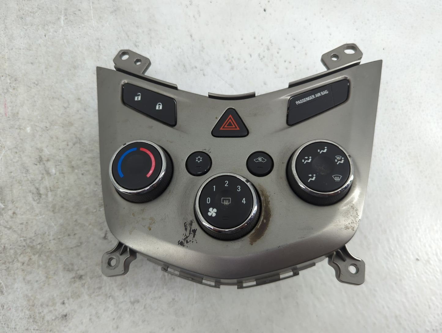 2013-2014 Chevrolet Sonic Climate Control Module Temperature AC/Heater Replacement Fits Fits 2013 2014 OEM Used Auto Parts -