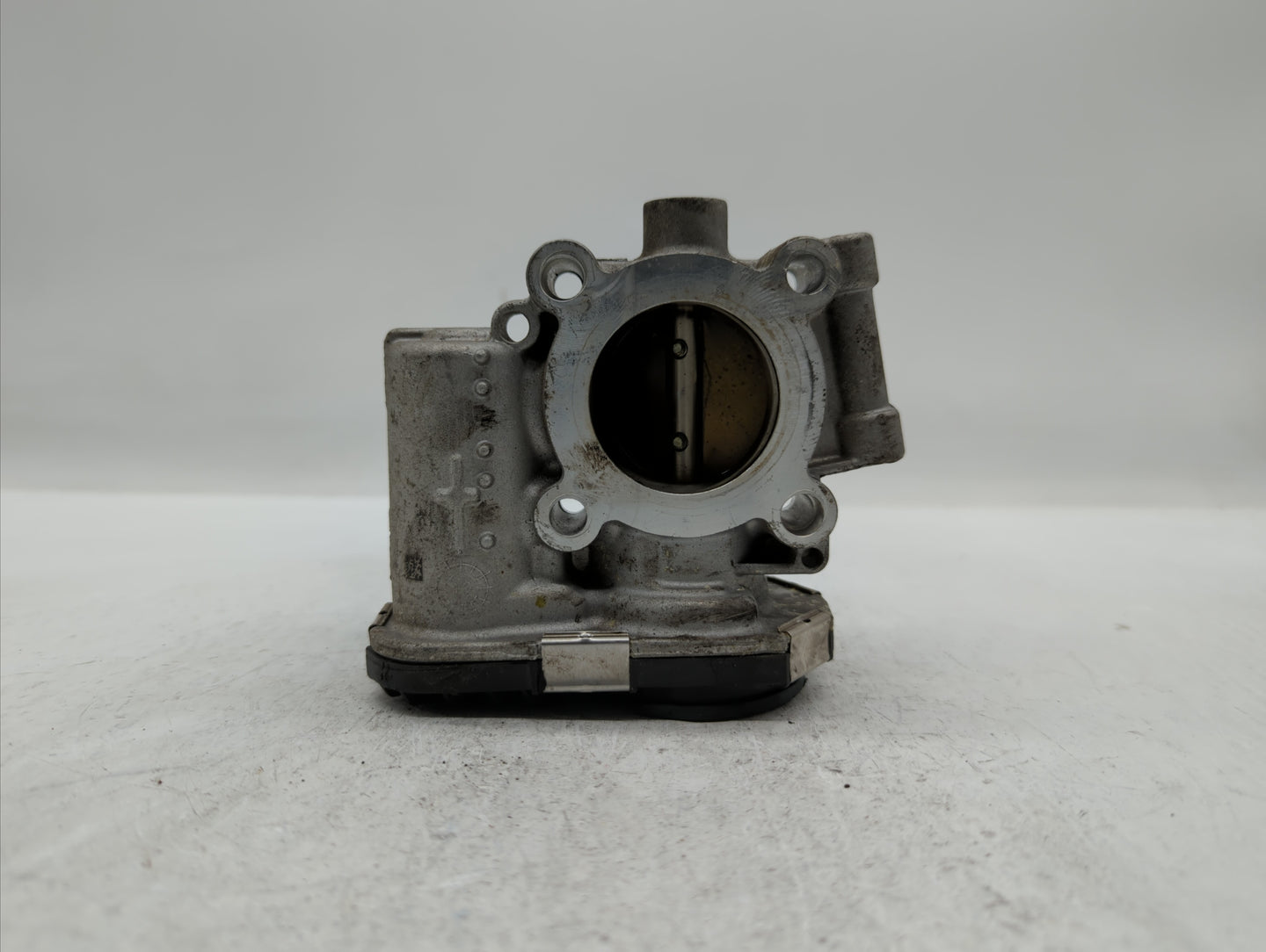 2012-2018 Chevrolet Sonic Throttle Body P/N:12644239AA 55565489, 55581662 Fits Fits 2011 2012 2013 2014 2015 2016 2017 2018 