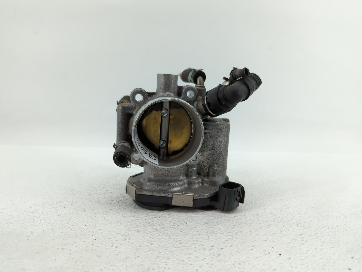 2012-2018 Chevrolet Sonic Throttle Body P/N:55577375 55561495 Fits Fits 2009 2010 2011 2012 2013 2014 2015 2016 2017 2018 OE