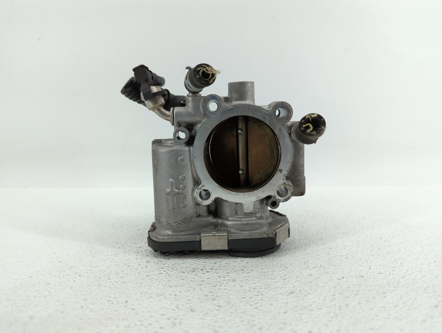 2012-2018 Chevrolet Sonic Throttle Body P/N:55577375 55561495 Fits Fits 2009 2010 2011 2012 2013 2014 2015 2016 2017 2018 OE