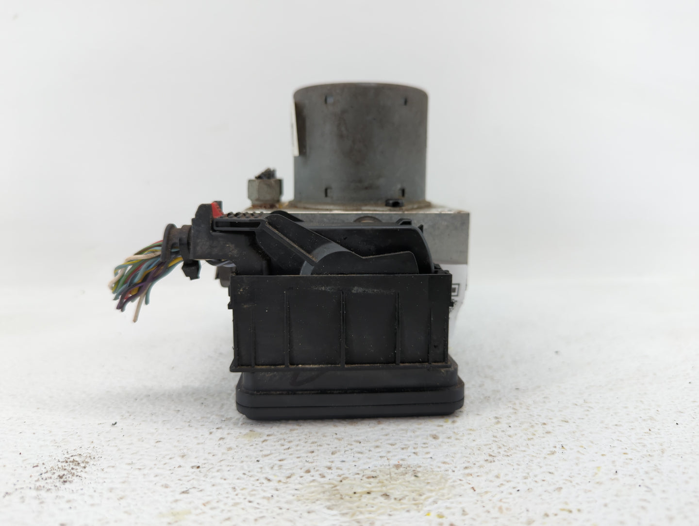 2012-2013 Chevrolet Sonic ABS Pump Control Module Replacement P/N:95173880 95104537 Fits Fits 2012 2013 OEM Used Auto Parts 