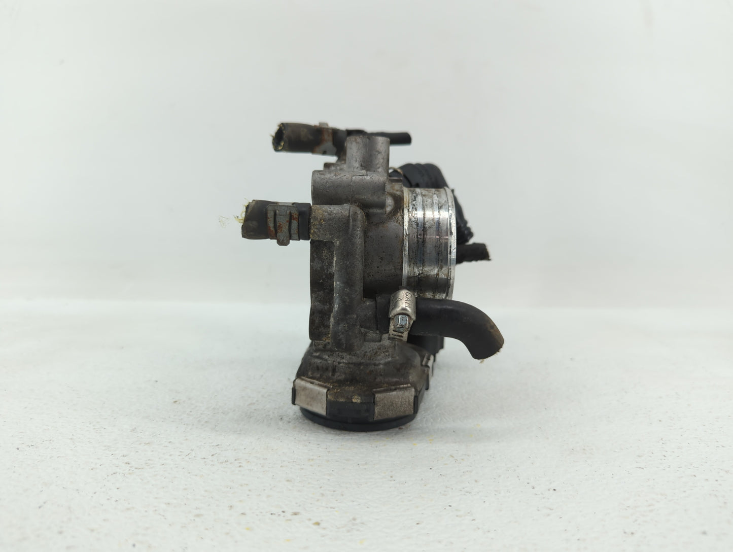 2012-2018 Chevrolet Sonic Throttle Body P/N:55577375 55561495 Fits Fits 2009 2010 2011 2012 2013 2014 2015 2016 2017 2018 OE