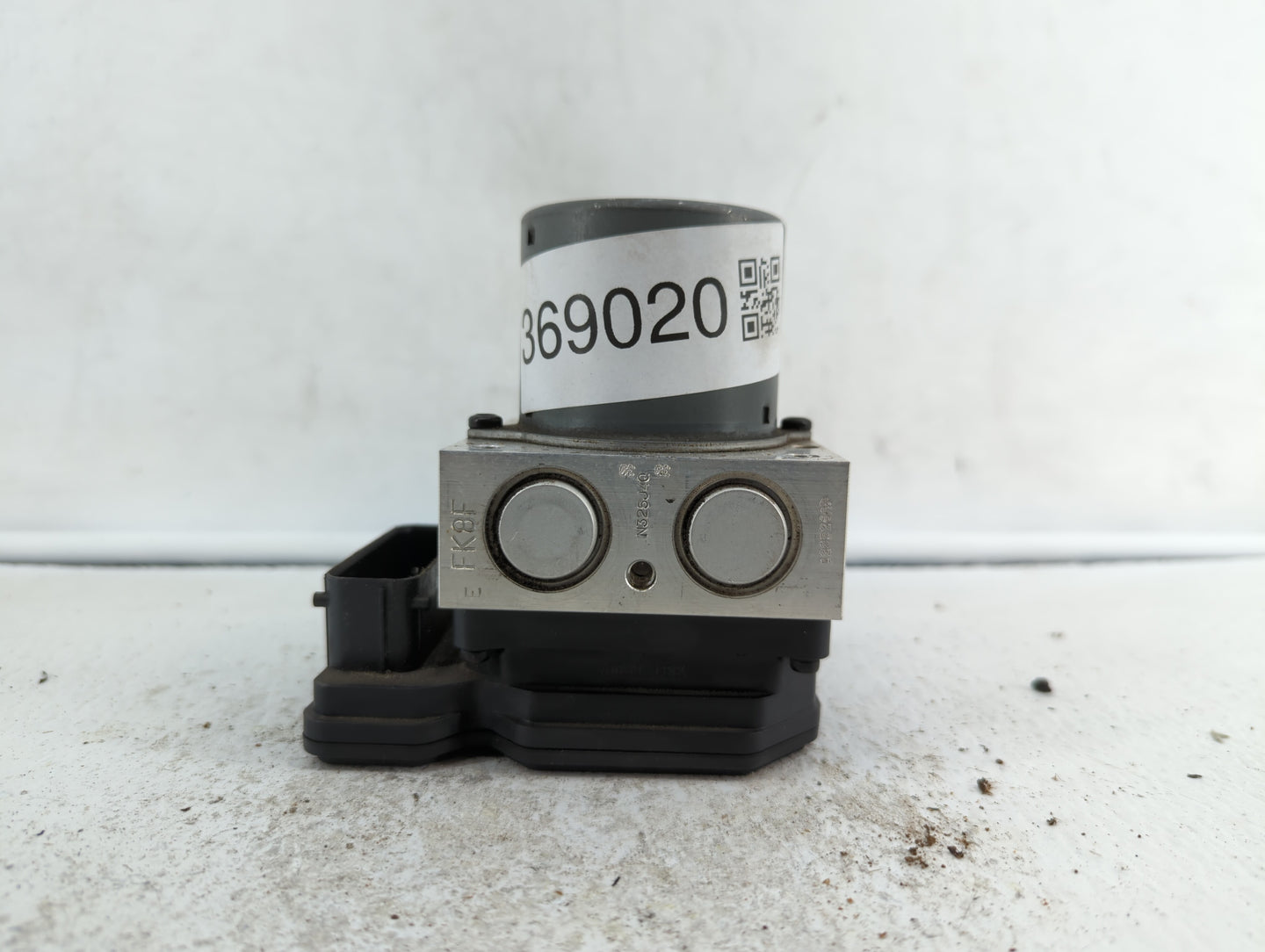 2012-2013 Chevrolet Sonic ABS Pump Control Module Replacement P/N:95173880 95104537 Fits Fits 2012 2013 OEM Used Auto Parts 