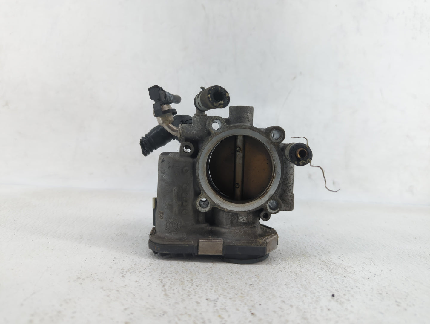 2012-2018 Chevrolet Sonic Throttle Body P/N:55577375 55561495 Fits Fits 2009 2010 2011 2012 2013 2014 2015 2016 2017 2018 OE