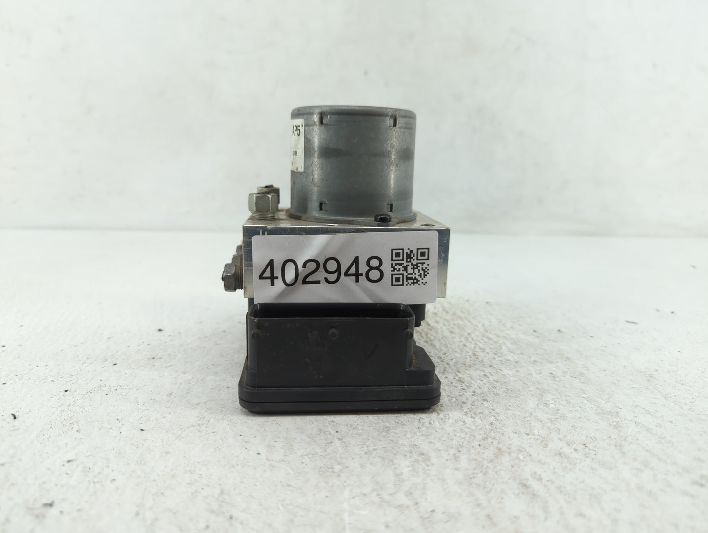 2012-2013 Chevrolet Sonic ABS Pump Control Module Replacement P/N:95173880 95104537 Fits Fits 2012 2013 OEM Used Auto Parts 