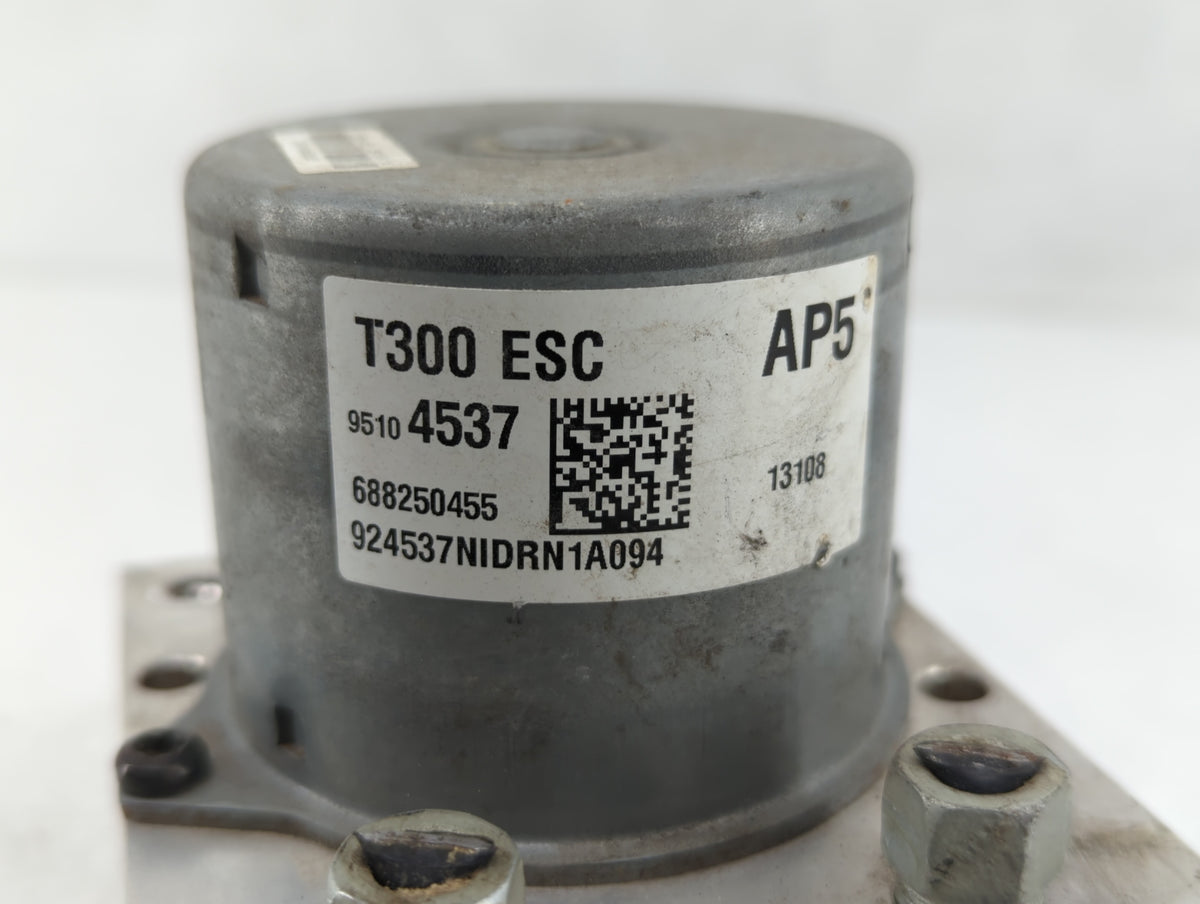 2012-2013 Chevrolet Sonic Anti-Lock Brake ABS Pump Module Actuator OEM P/N:95173880 95104537 Fits Fits 2012 2013 OEM Used Au