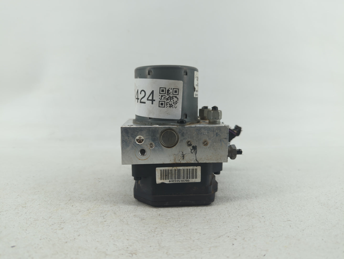 2012-2013 Chevrolet Sonic ABS Pump Control Module Replacement P/N:95173880 95104537 Fits Fits 2012 2013 OEM Used Auto Parts 