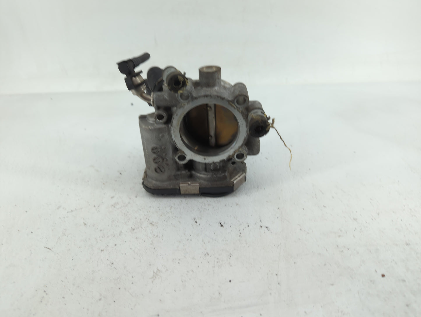2012-2018 Chevrolet Sonic Throttle Body P/N:55577375 55561495 Fits Fits 2009 2010 2011 2012 2013 2014 2015 2016 2017 2018 OE