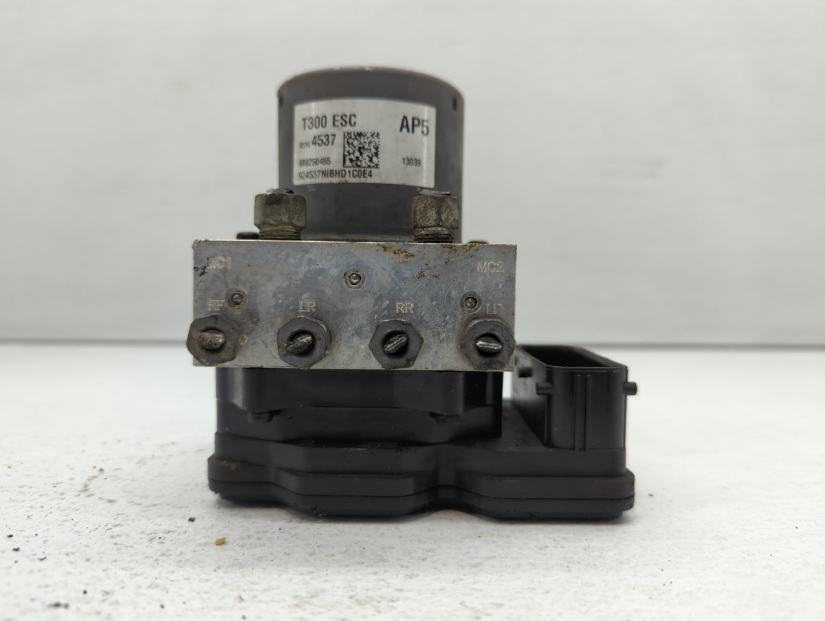 2012-2013 Chevrolet Sonic Anti-Lock Brake ABS Pump Module Actuator OEM P/N:95104537 Fits Fits 2012 2013 OEM Used Auto Parts 