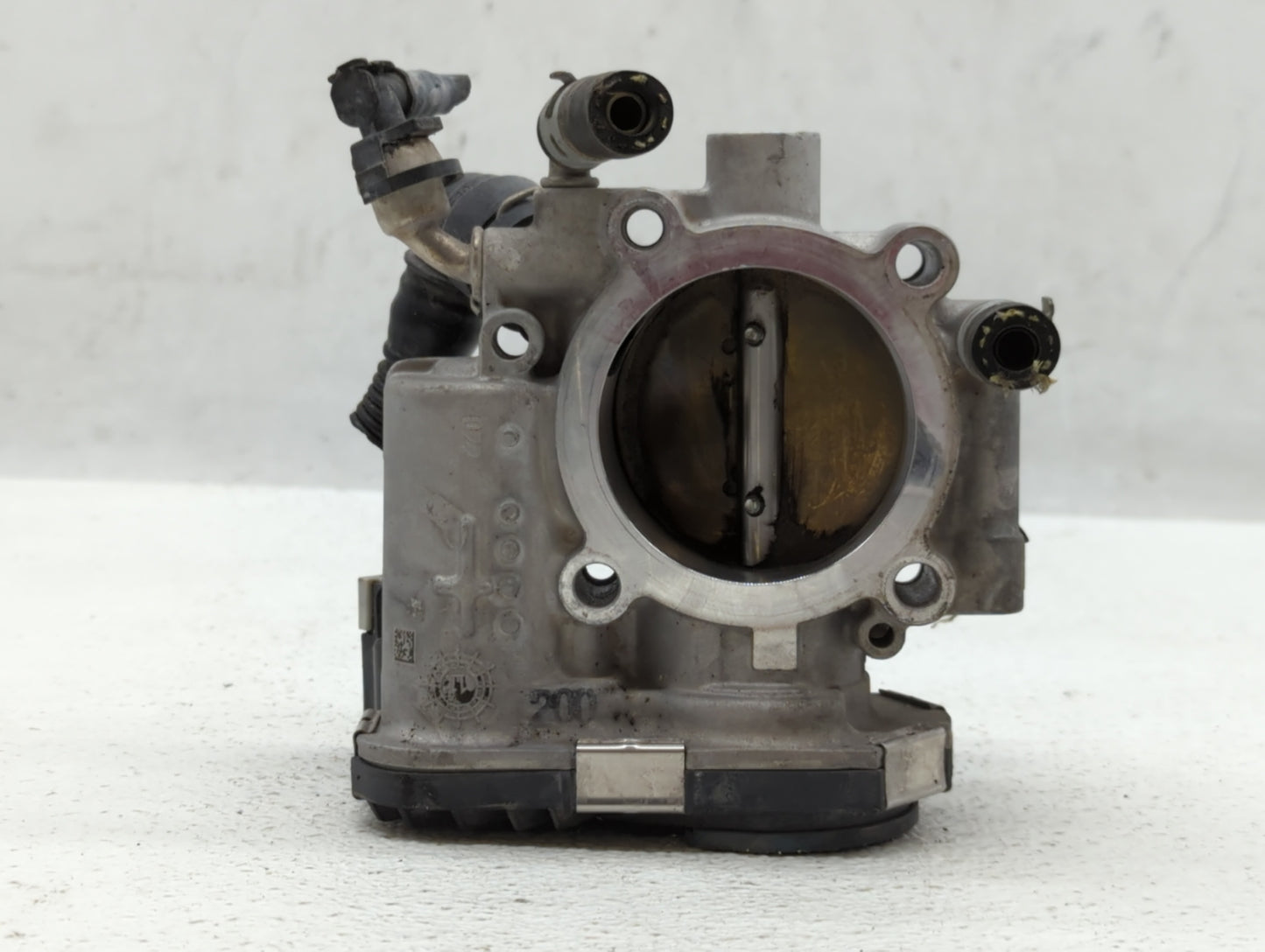 2012-2018 Chevrolet Sonic Throttle Body P/N:55561495 Fits Fits 2009 2010 2011 2012 2013 2014 2015 2016 2017 2018 OEM Used Au