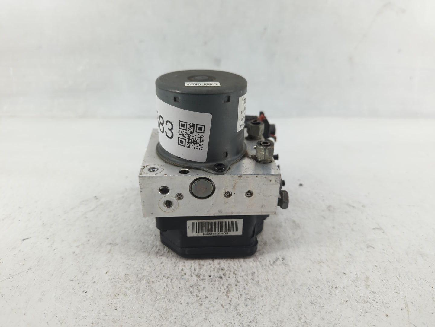 2012-2013 Chevrolet Sonic ABS Pump Control Module Replacement P/N:95104537 Fits Fits 2012 2013 OEM Used Auto Parts - Oemused