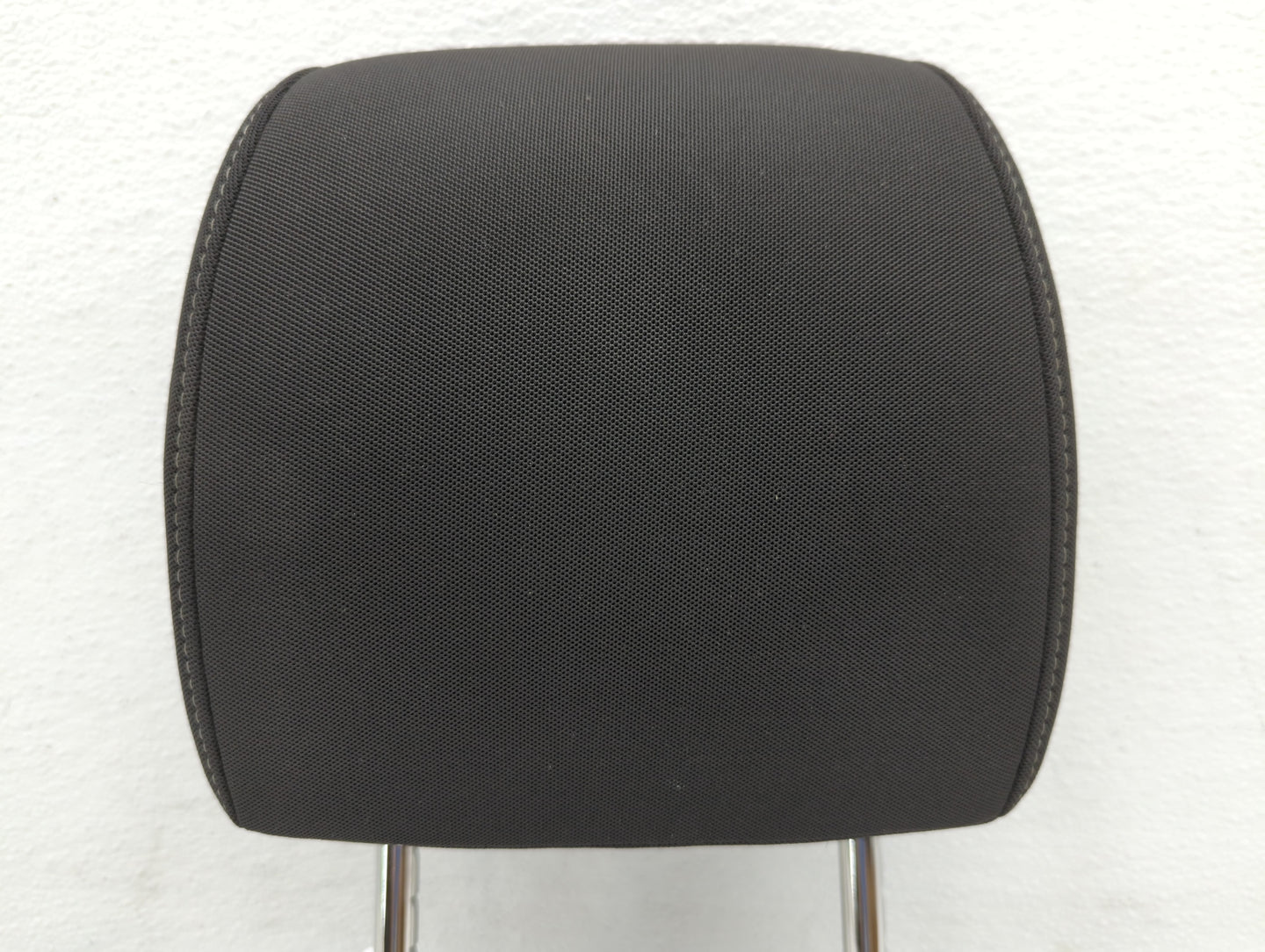 2013-2014 Chevrolet Sonic Headrest Head Rest Front Driver Passenger Seat Fits Fits 2013 2014 OEM Used Auto Parts - Oemusedau