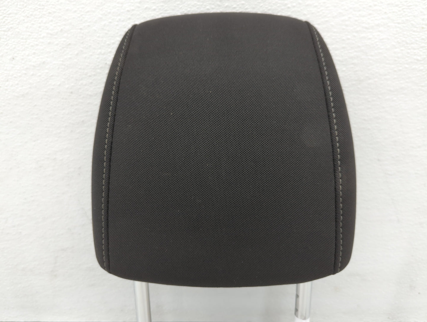 2013-2014 Chevrolet Sonic Headrest Head Rest Front Driver Passenger Seat Fits Fits 2013 2014 OEM Used Auto Parts - Oemusedau