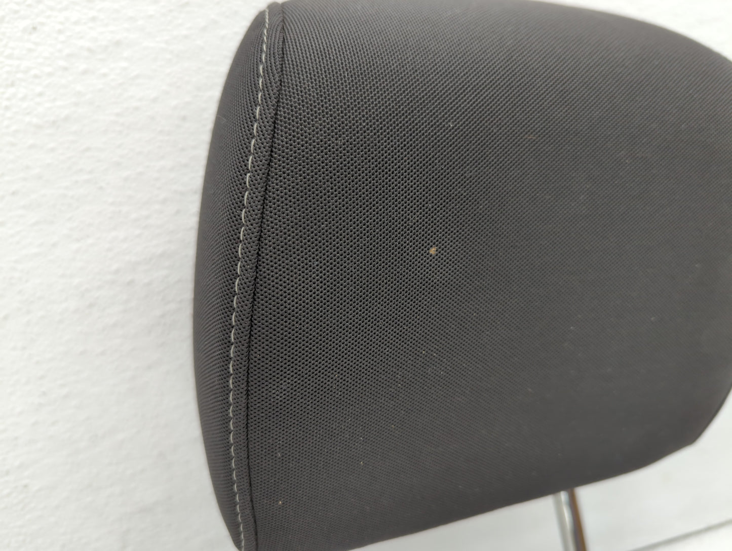 2013-2014 Chevrolet Sonic Headrest Head Rest Front Driver Passenger Seat Fits Fits 2013 2014 OEM Used Auto Parts - Oemusedau