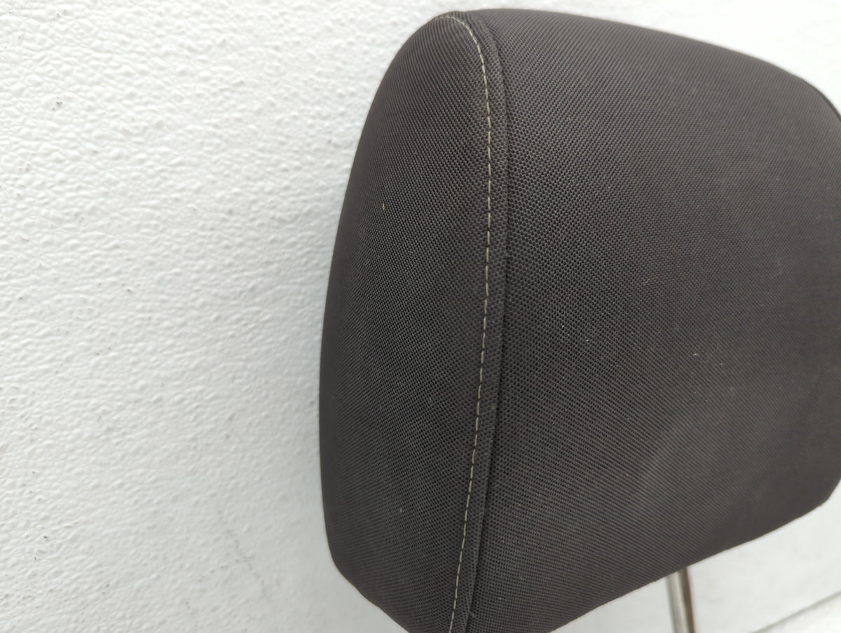 2013 Chevrolet Sonic Headrest Head Rest Rear Center Seat Black 564441 - Oemusedautoparts1.com