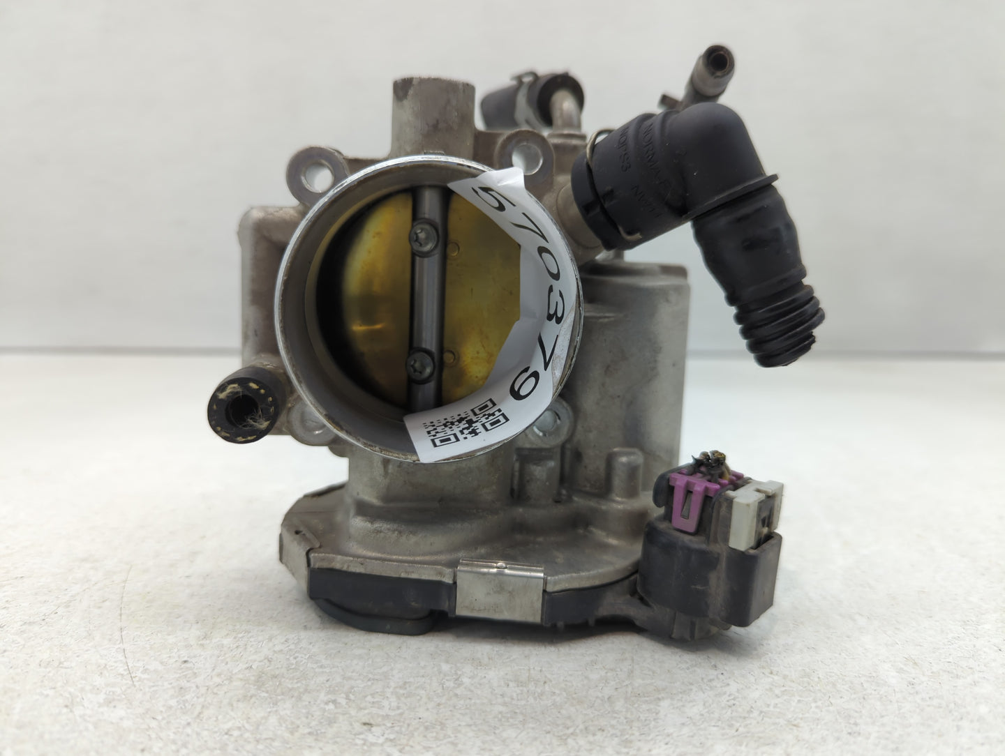 2012-2018 Chevrolet Sonic Throttle Body P/N:55561495 Fits Fits 2009 2010 2011 2012 2013 2014 2015 2016 2017 2018 OEM Used Au