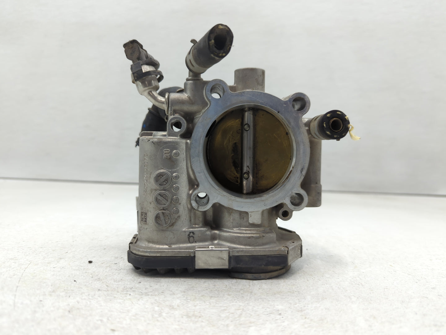 2012-2018 Chevrolet Sonic Throttle Body P/N:55561495 Fits Fits 2009 2010 2011 2012 2013 2014 2015 2016 2017 2018 OEM Used Au