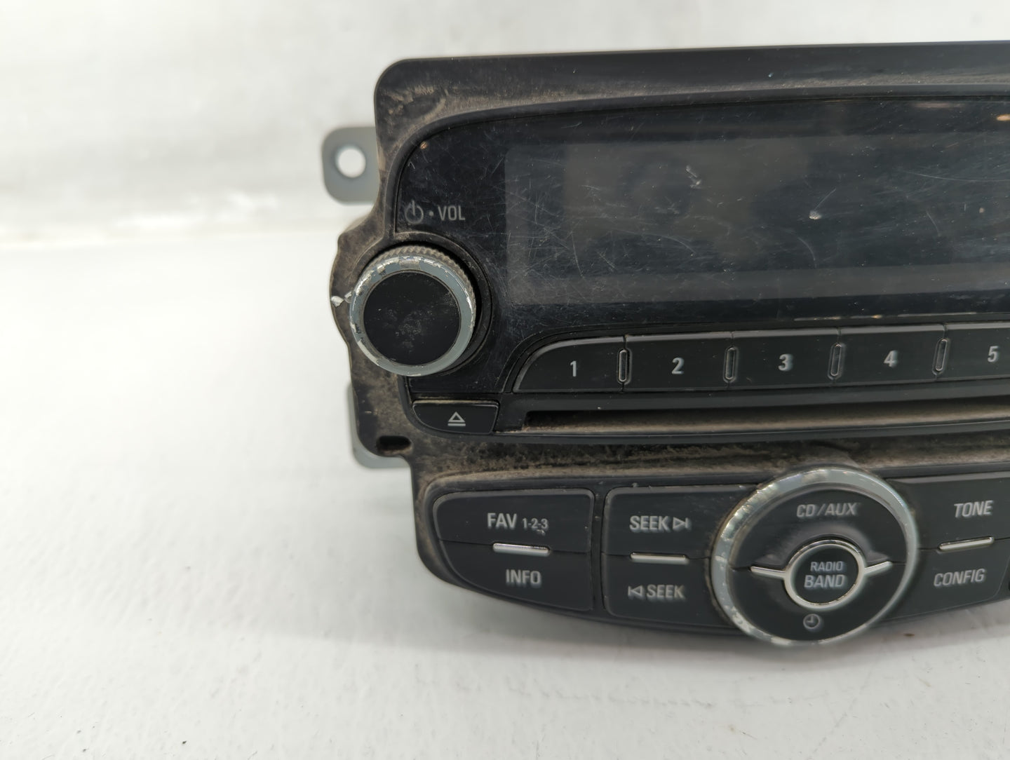 2013-2013 Chevrolet Sonic Am Fm Cd Player Radio Receiver - Oemusedautoparts1.com
