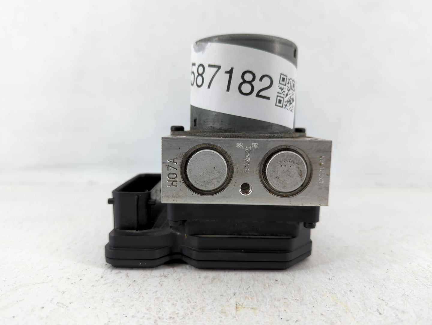 2012-2013 Chevrolet Sonic ABS Pump Control Module Replacement P/N:95104537 Fits Fits 2012 2013 OEM Used Auto Parts - Oemused