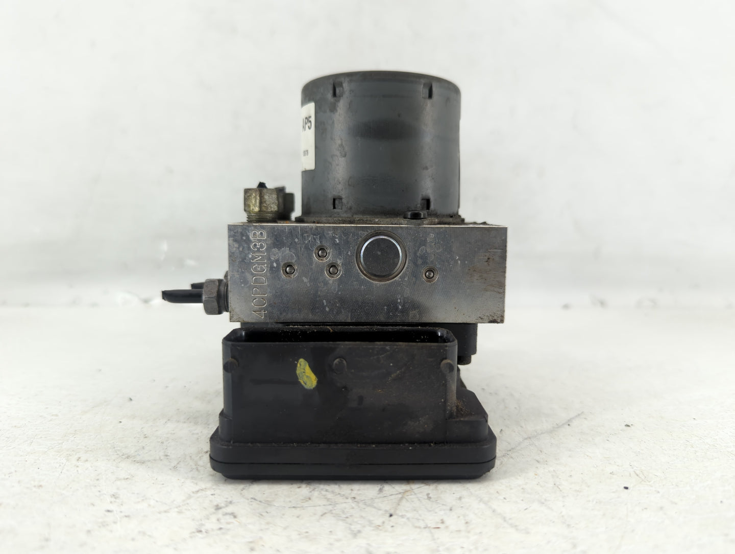 2012-2013 Chevrolet Sonic ABS Pump Control Module Replacement P/N:95104537 Fits Fits 2012 2013 OEM Used Auto Parts - Oemused