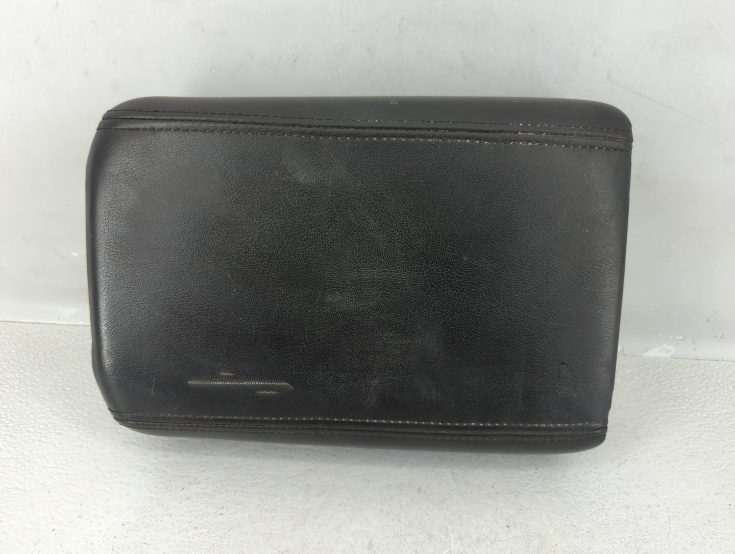 2013 Chevrolet Sonic Center Console Armrest Cover Lid Black - Oemusedautoparts1.com