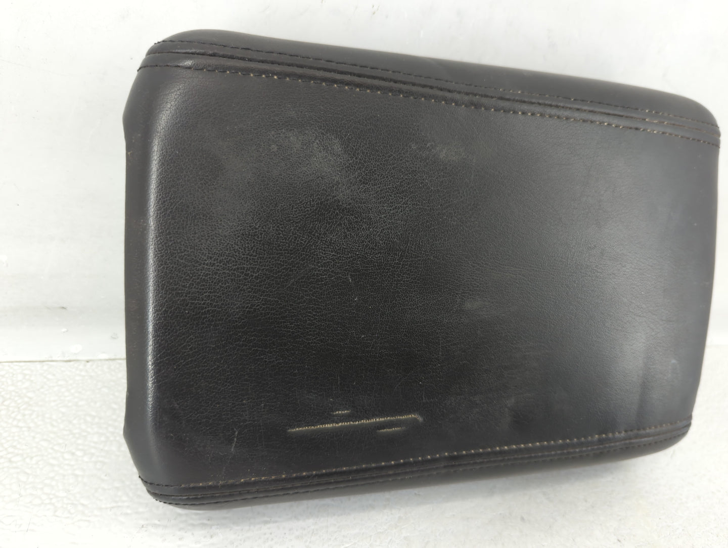 2013 Chevrolet Sonic Center Console Armrest Cover Lid Black - Oemusedautoparts1.com