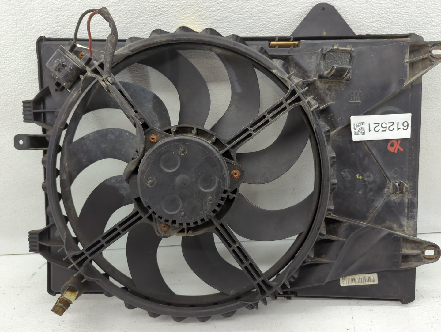 2012-2013 Chevrolet Sonic Left Radiator Fan Motor Assembly - Oemusedautoparts1.com