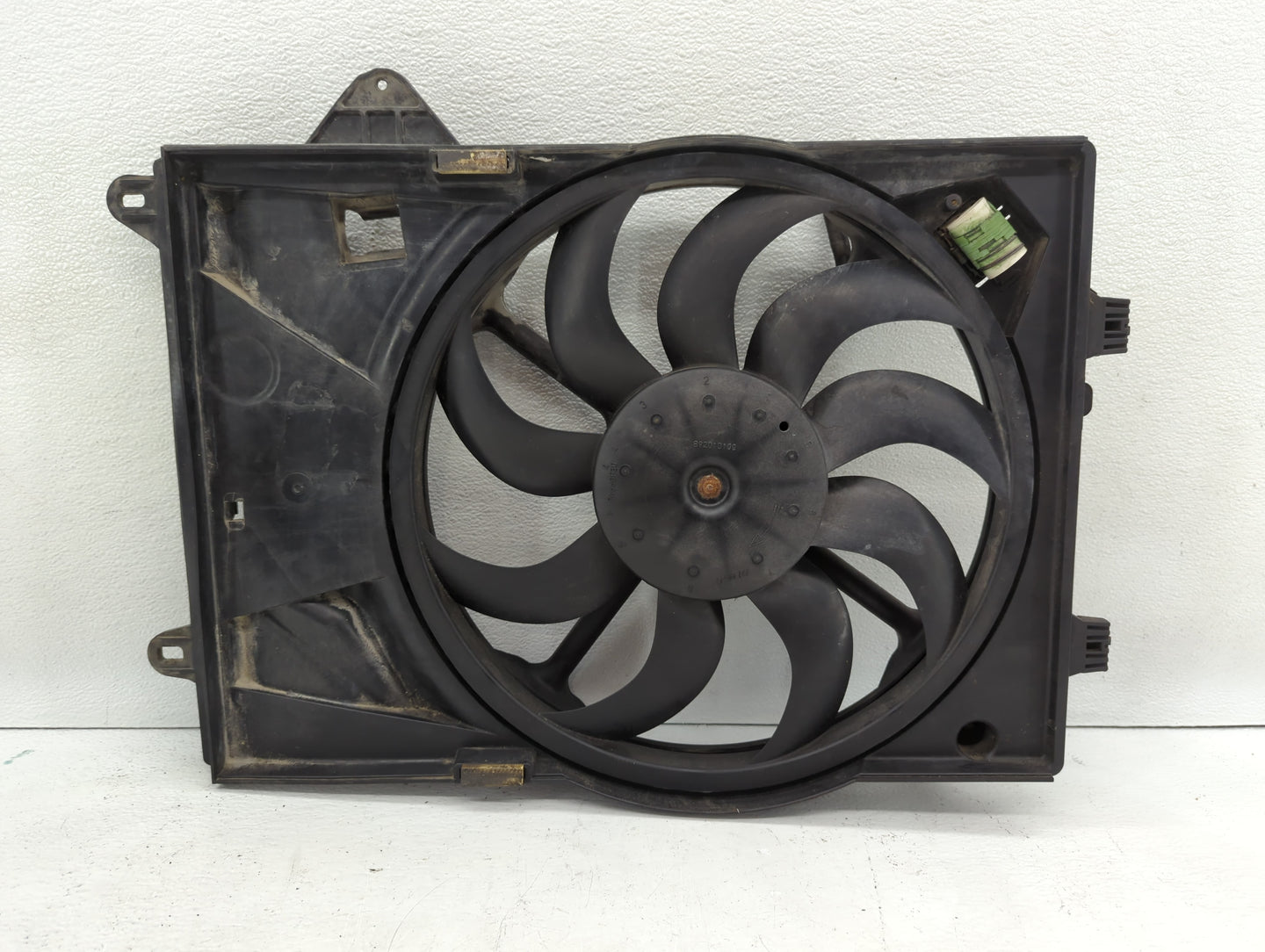 2012-2013 Chevrolet Sonic Left Radiator Fan Motor Assembly - Oemusedautoparts1.com