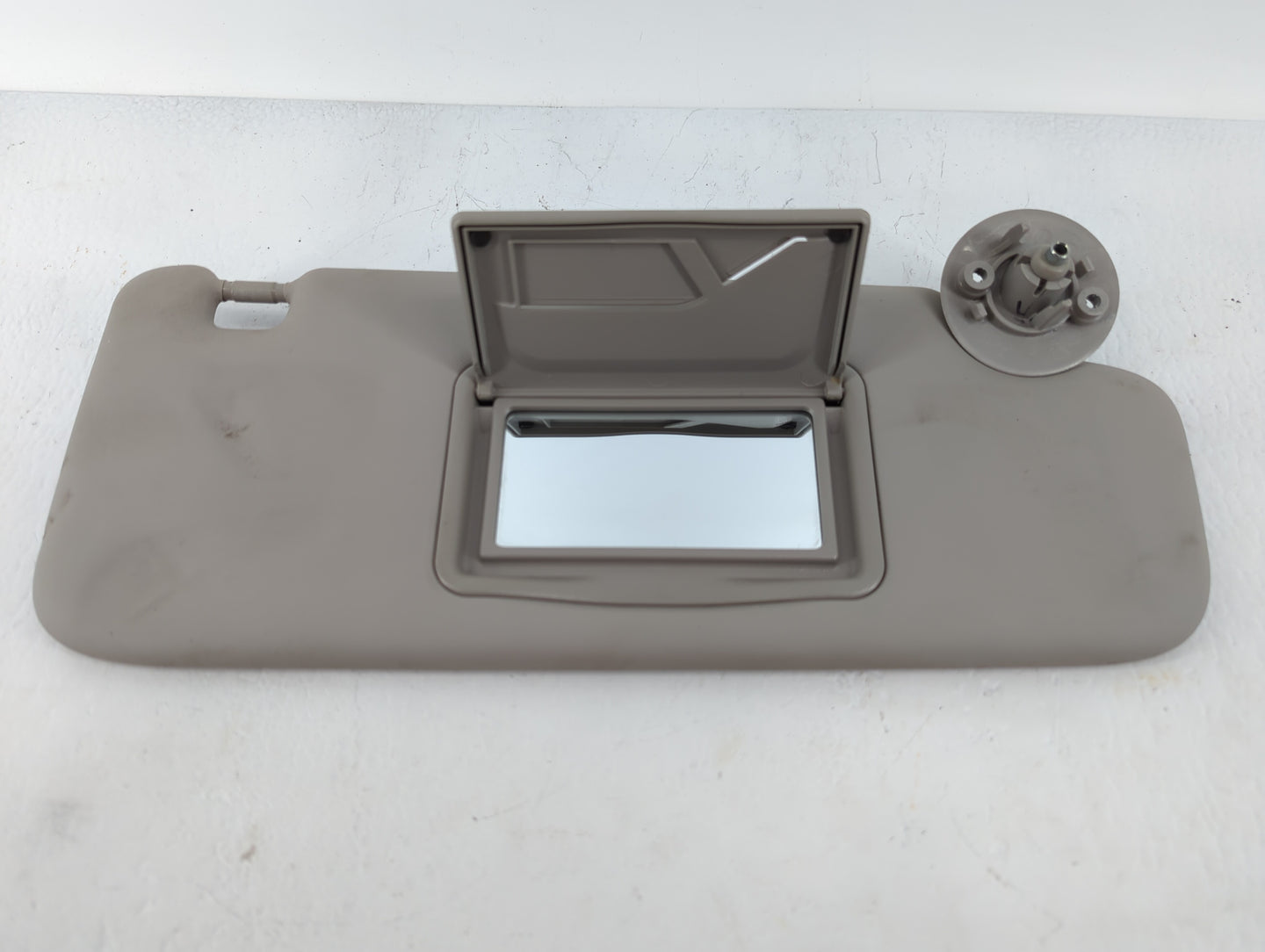 2012-2019 Chevrolet Sonic Sun Visor Shade Replacement Passenger Right Mirror Fits Fits 2012 2013 2014 2015 2016 2017 2018 20