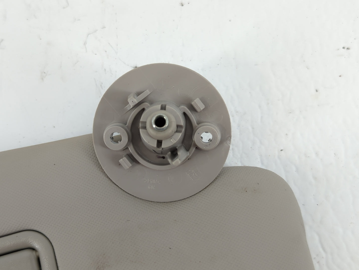 2012-2019 Chevrolet Sonic Sun Visor Shade Replacement Passenger Right Mirror Fits Fits 2012 2013 2014 2015 2016 2017 2018 20