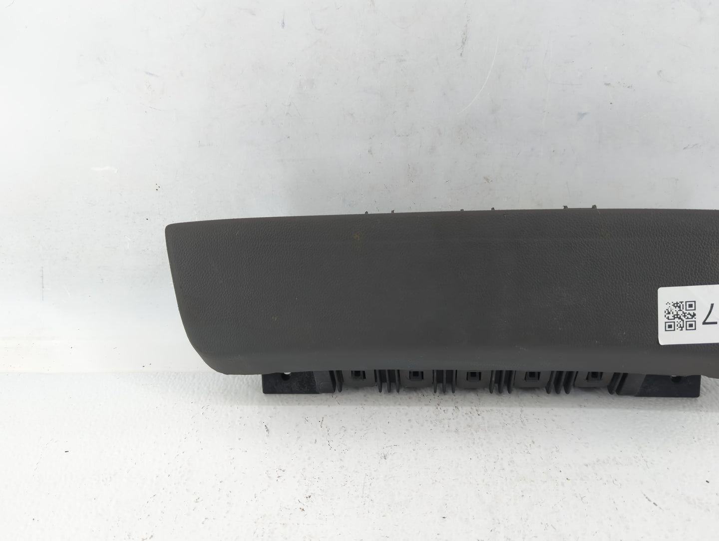 2012-2019 Chevrolet Sonic Air Bag Passenger Right Dashboard Oem - Oemusedautoparts1.com