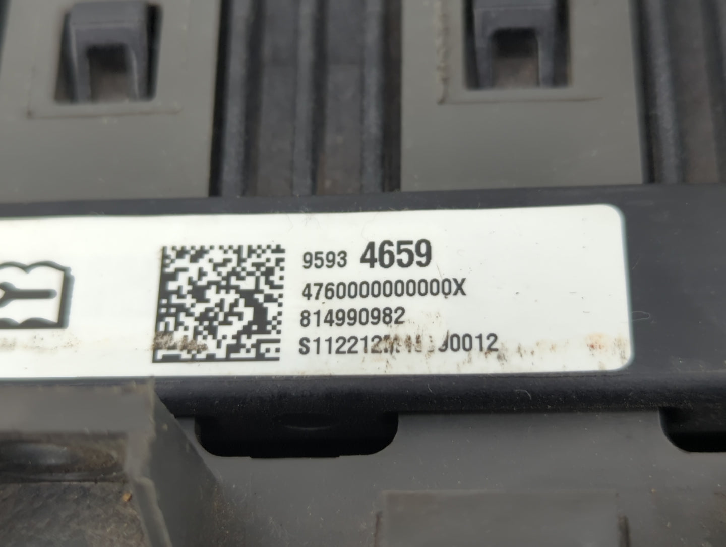 2012-2019 Chevrolet Sonic Air Bag Passenger Right Dashboard Oem - Oemusedautoparts1.com