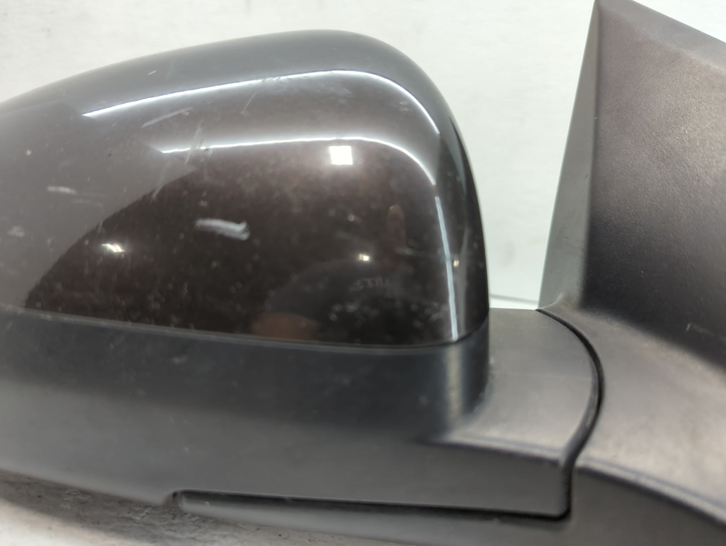 2013-2014 Chevrolet Sonic Passenger Side View Mirror - Right Door Mirror OEM Used - Oemusedautoparts1.com