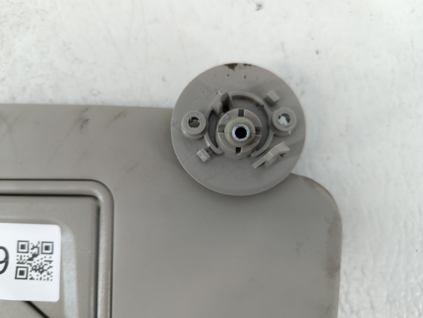 2012-2019 Chevrolet Sonic Sun Visor Shade Replacement Passenger Right Mirror Fits Fits 2012 2013 2014 2015 2016 2017 2018 20