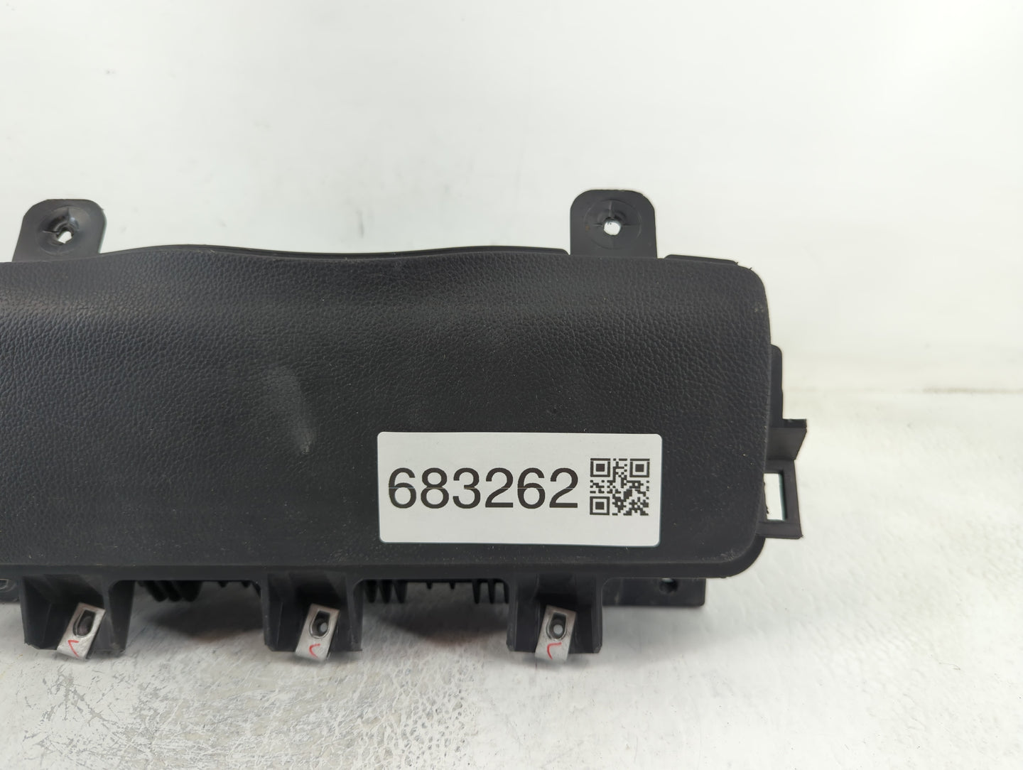 2012-2019 Chevrolet Sonic Air Bag Driver Left Knee OEM P/N:95174175 Fits Fits 2012 2013 2014 2015 2016 2017 2018 2019 OEM Us