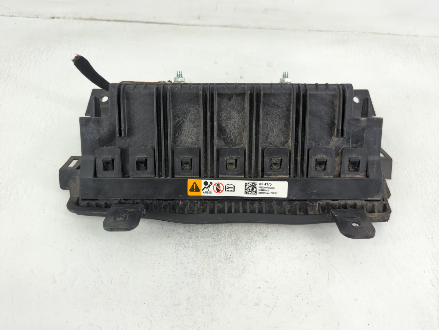 2012-2019 Chevrolet Sonic Air Bag Driver Left Knee OEM P/N:95174175 Fits Fits 2012 2013 2014 2015 2016 2017 2018 2019 OEM Us
