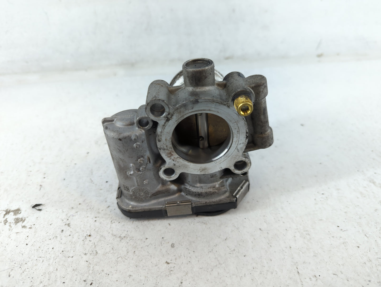 2012-2019 Chevrolet Sonic Throttle Body P/N:0 280 750 581 55 581 662 Fits OEM Used Auto Parts - Oemusedautoparts1.com