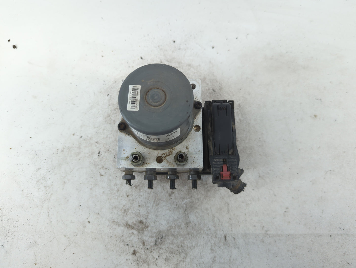 2012-2013 Chevrolet Sonic ABS Pump Control Module Replacement P/N:95104537 Fits Fits 2012 2013 OEM Used Auto Parts - Oemused