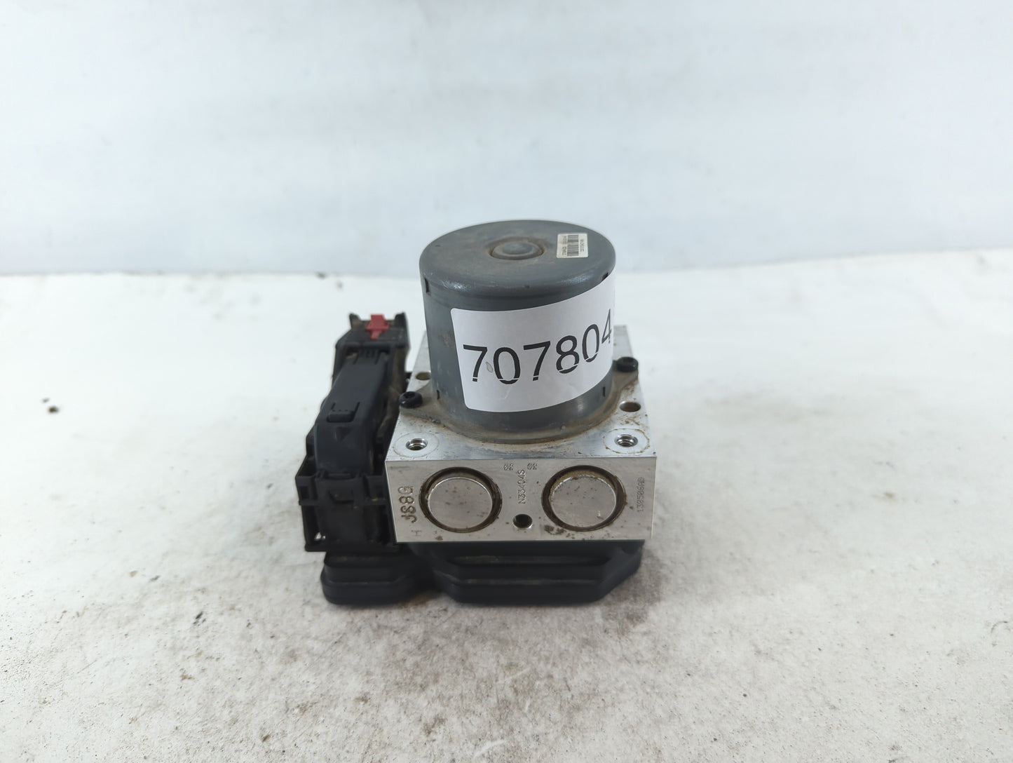 2012-2013 Chevrolet Sonic ABS Pump Control Module Replacement P/N:95104537 Fits Fits 2012 2013 OEM Used Auto Parts - Oemused