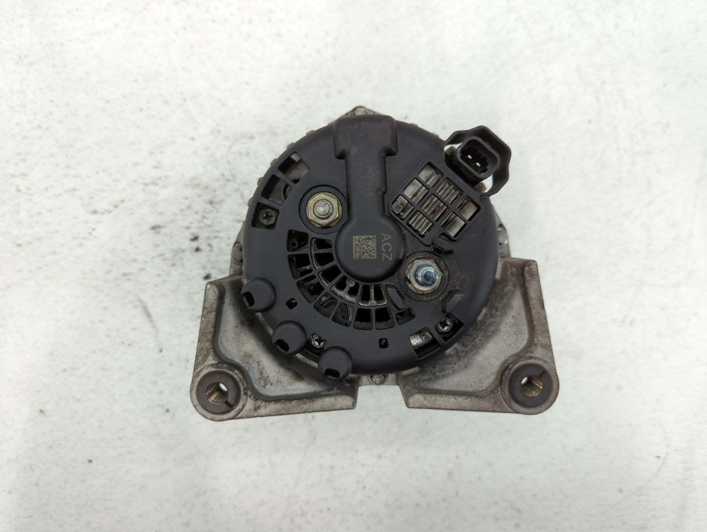 2012-2018 Chevrolet Sonic Alternator Replacement Generator Charging Assembly Engine OEM Fits OEM Used Auto Parts - Oemusedau