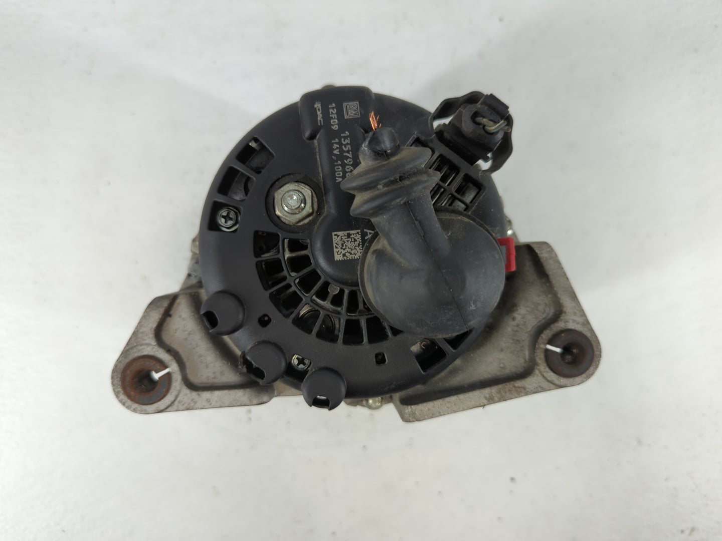 2012-2019 Chevrolet Sonic Alternator Replacement Generator Charging Assembly Engine OEM P/N:13579663 12F09 Fits OEM Used Aut
