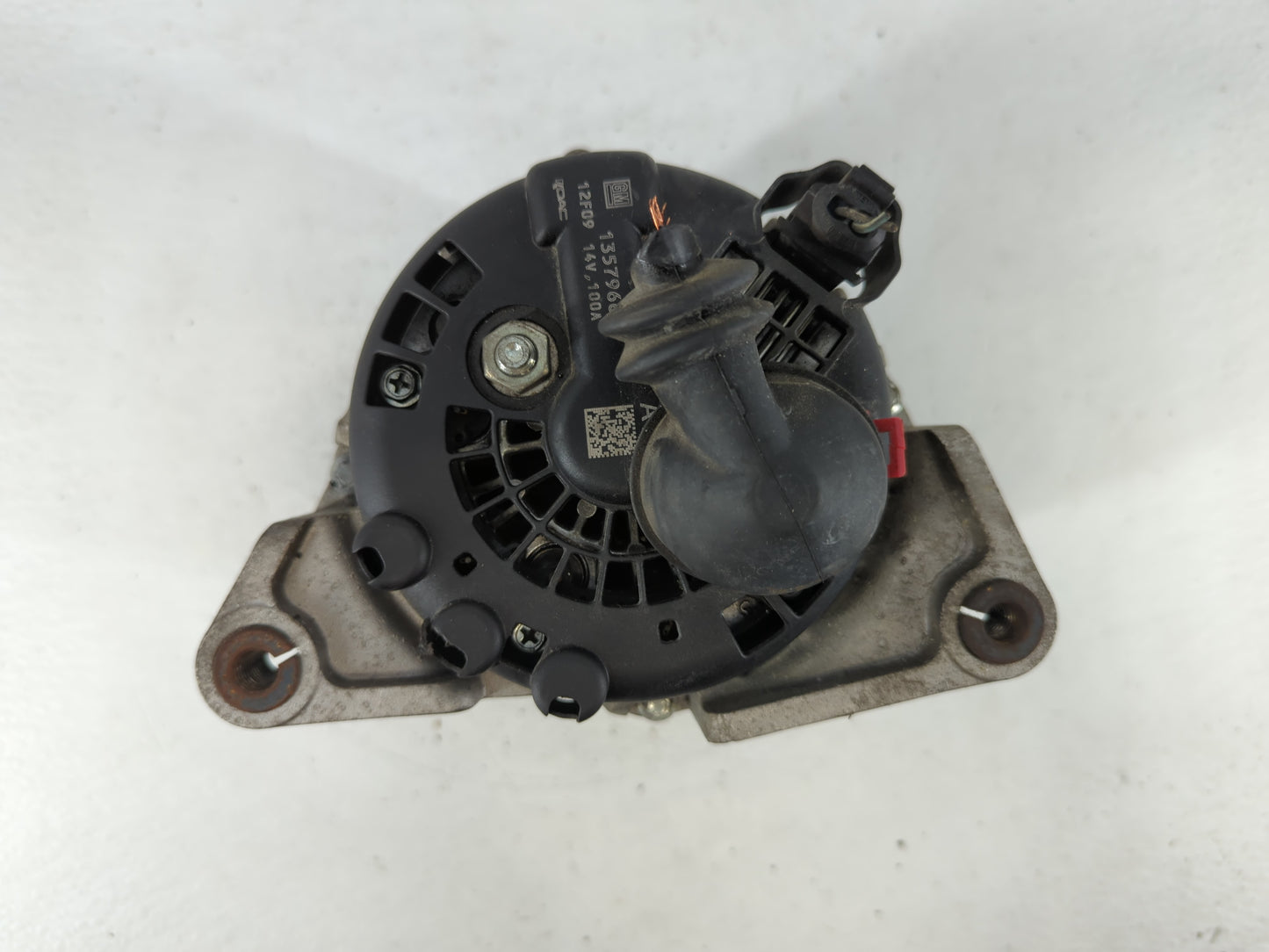 2012-2019 Chevrolet Sonic Alternator Replacement Generator Charging Assembly Engine OEM P/N:13579663 12F09 Fits OEM Used Aut