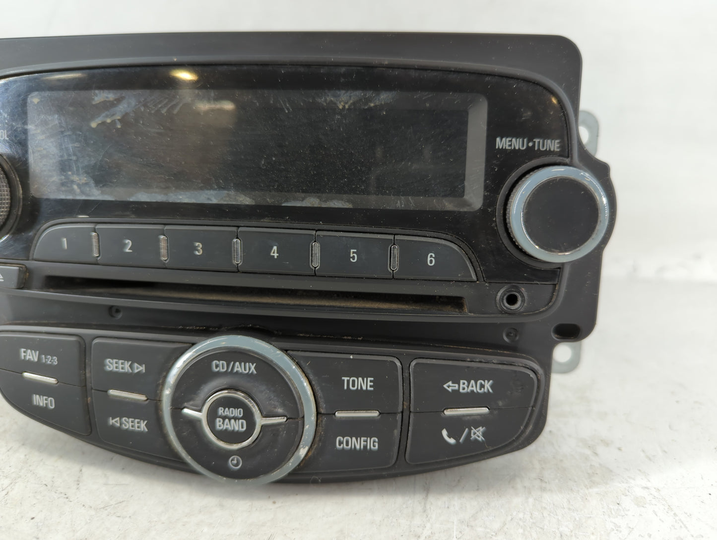 2013-2013 Chevrolet Sonic Am Fm Cd Player Radio Receiver - Oemusedautoparts1.com
