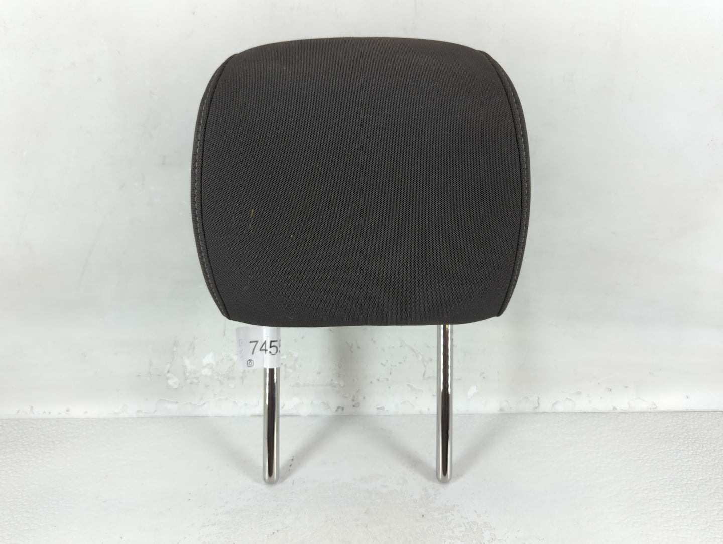 2013-2016 Chevrolet Sonic Headrest Head Rest Front Driver Passenger Seat - Oemusedautoparts1.com