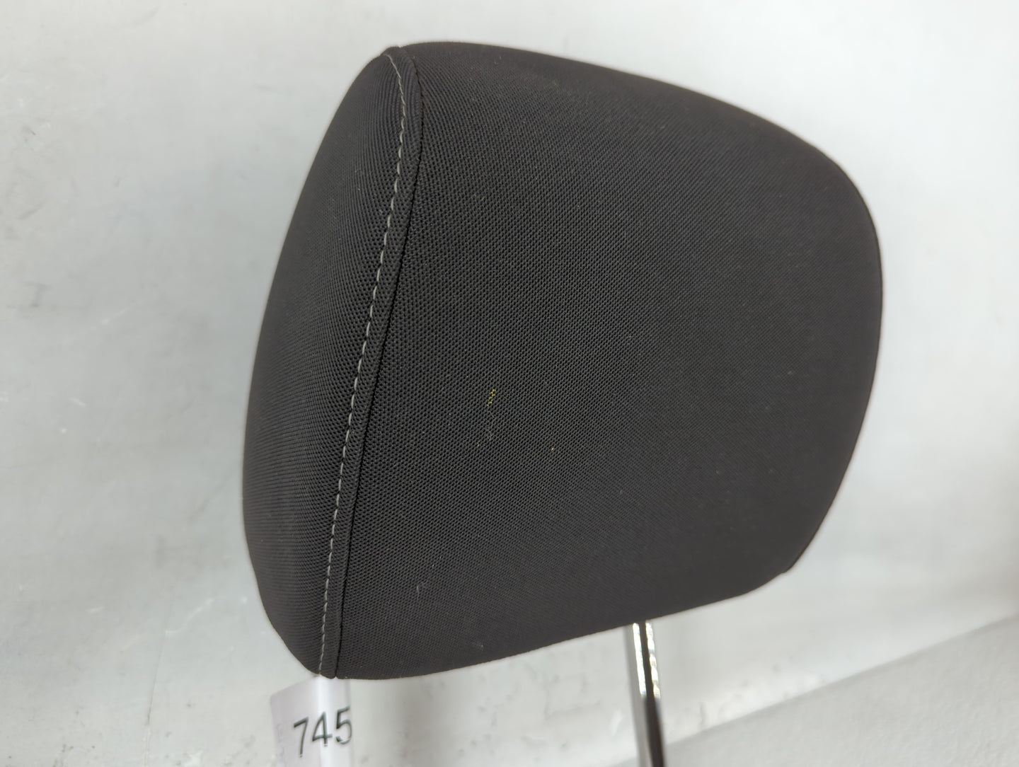 2013-2016 Chevrolet Sonic Headrest Head Rest Front Driver Passenger Seat - Oemusedautoparts1.com