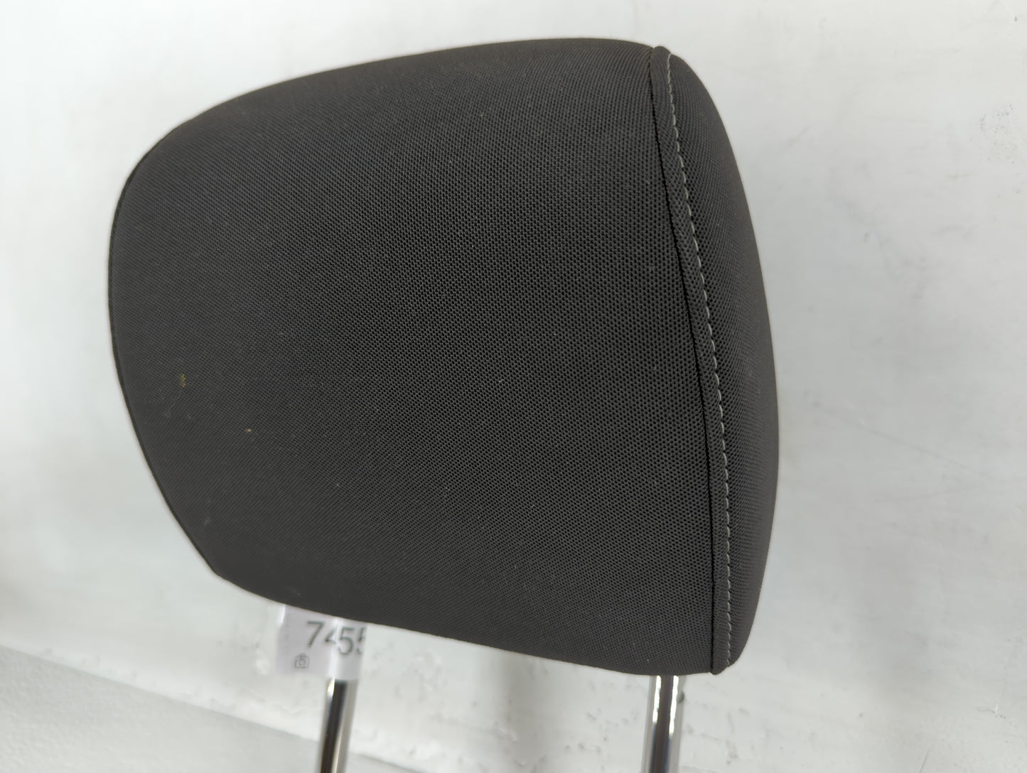 2013-2016 Chevrolet Sonic Headrest Head Rest Front Driver Passenger Seat - Oemusedautoparts1.com