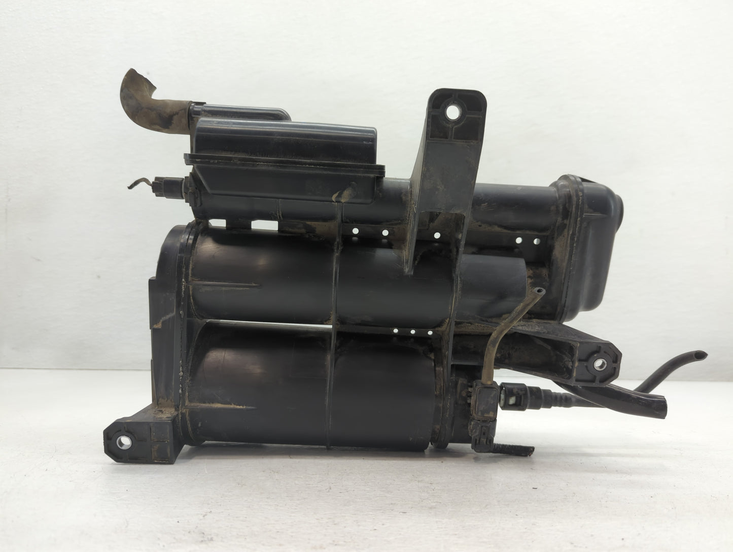 2013 Chevrolet Sonic Fuel Vapor Charcoal Canister - Oemusedautoparts1.com
