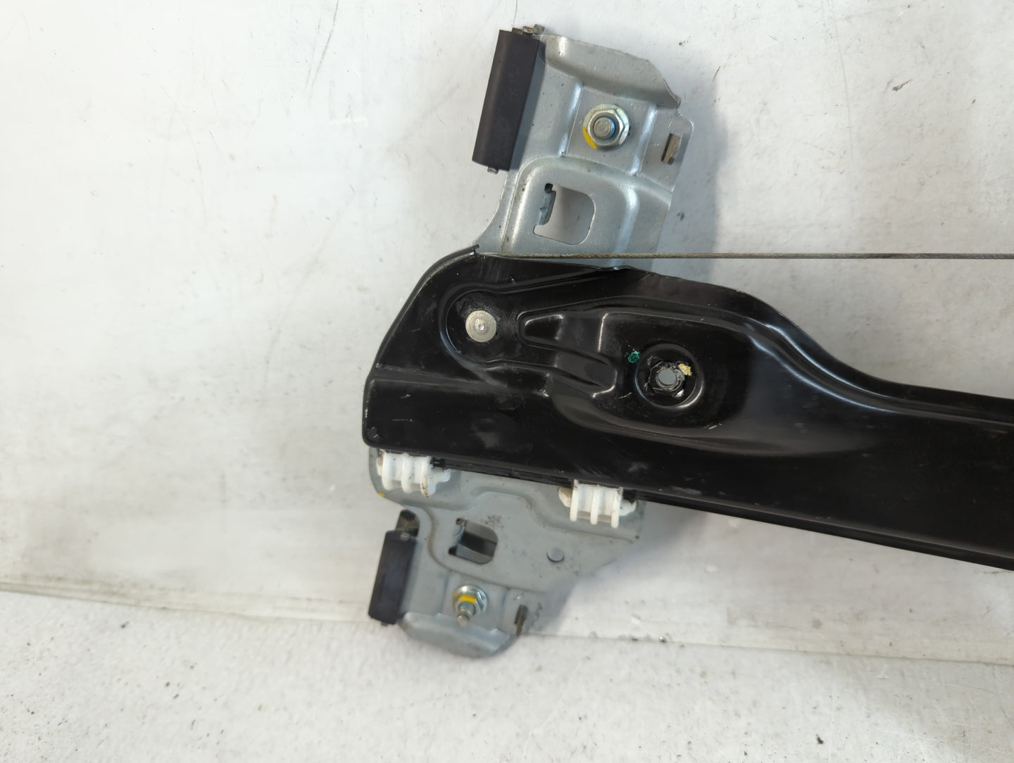 2012-2016 Chevrolet Sonic Driver Left Front Window Regulator 791422 - Oemusedautoparts1.com
