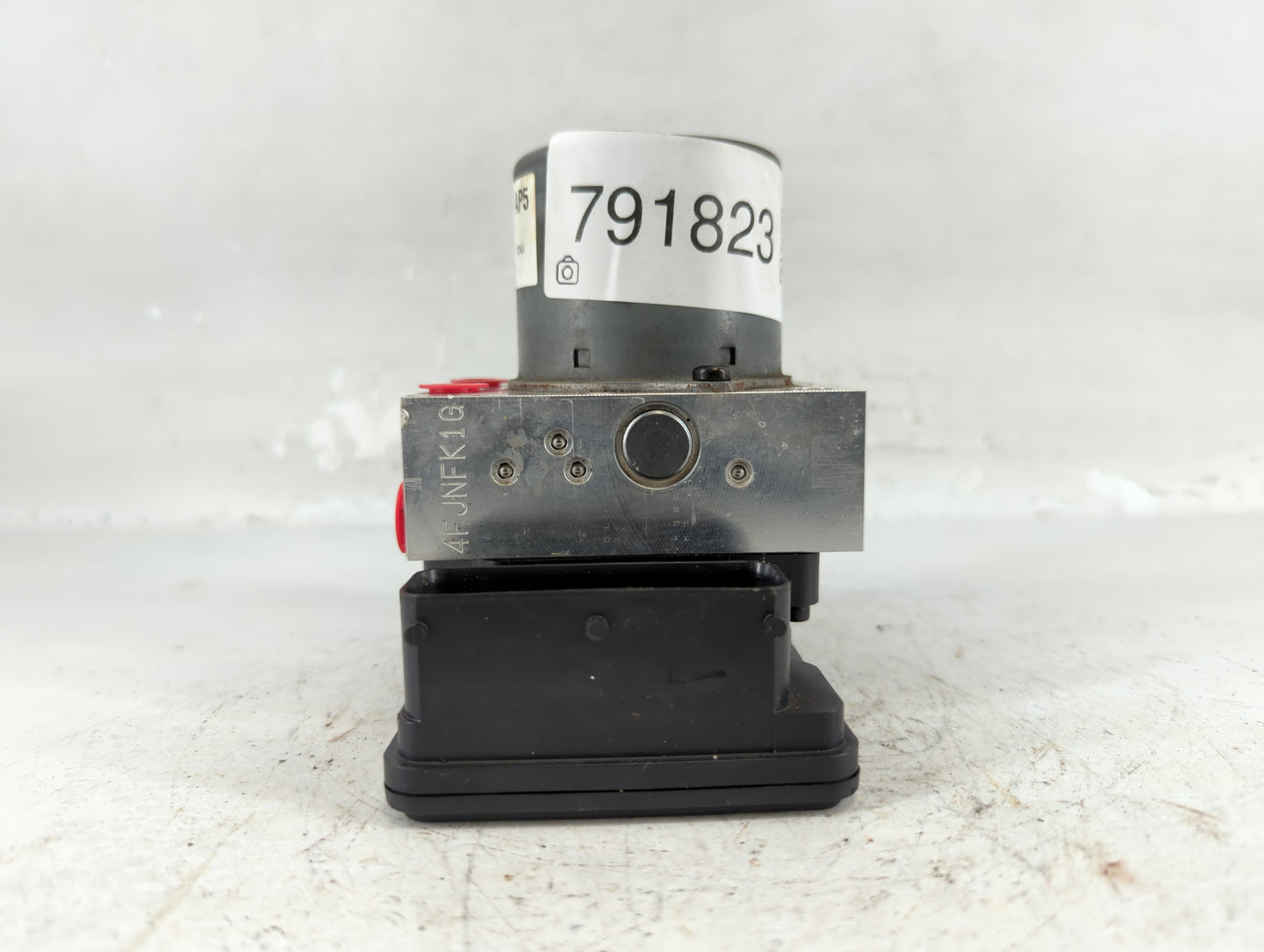 2012-2013 Chevrolet Sonic ABS Pump Control Module Replacement P/N:95105437 Fits Fits 2012 2013 OEM Used Auto Parts - Oemused