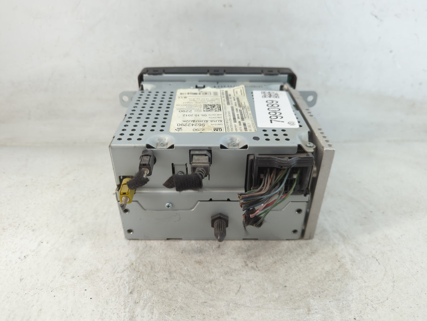 2013 Chevrolet Sonic Radio AM FM Cd Player Receiver Replacement P/N:95242290 Fits OEM Used Auto Parts - Oemusedautoparts1.co